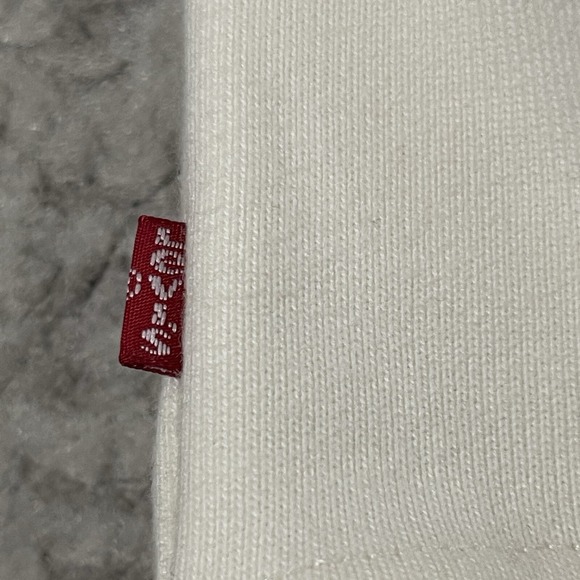 Levis Disney Sweatshirt Hoodie Adult XL Ivory Mickey Minnie Heavy Pullover NEW - Picture 9 of 16